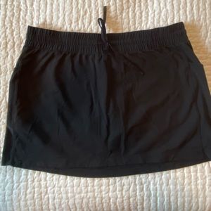 VGUC Athleta Excursion Skort Black XL